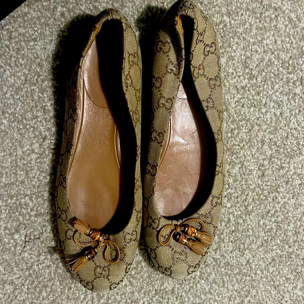Gucci Women's Beige Ballet Flats